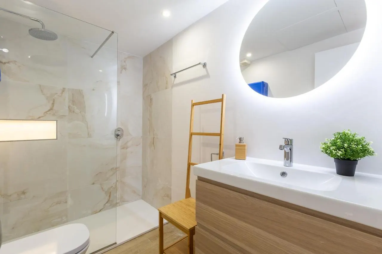 Apartamento Junto Al Faro .Marbella Centro.Vistas Mar Y El Puerto.