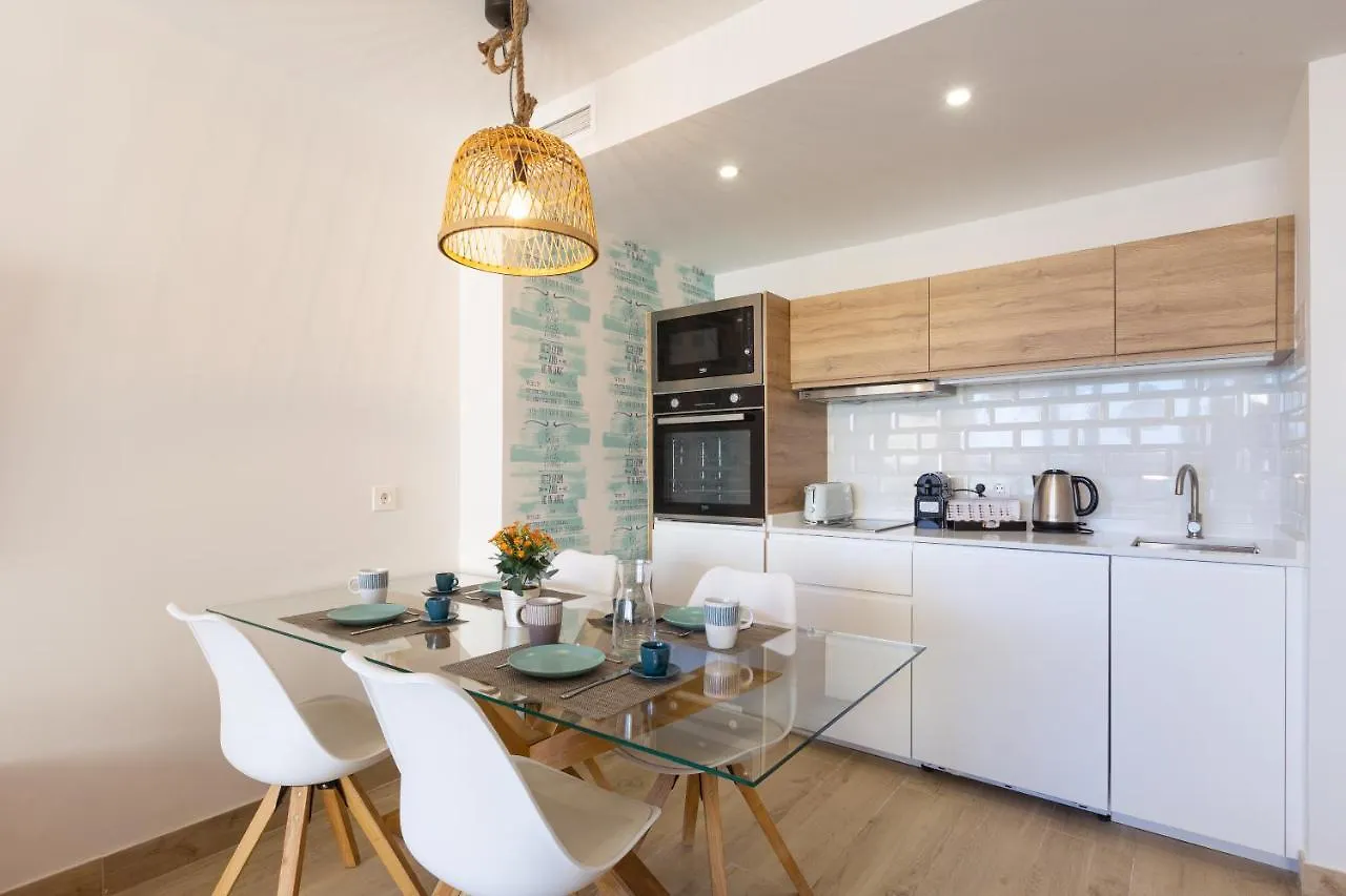Apartamento Junto Al Faro .Marbella Centro.Vistas Mar Y El Puerto. Espanha